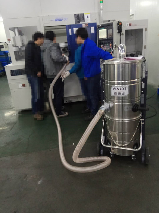 工業(yè)用吸鐵渣吸塵器.jpg